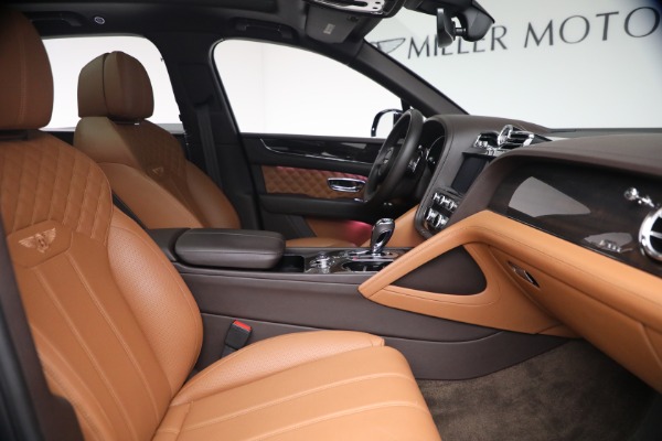 Used 2021 Bentley Bentayga Speed for sale $139,900 at Rolls-Royce Motor Cars Greenwich in Greenwich CT 06830 27