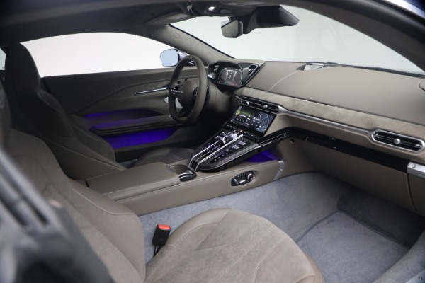 New 2026 Aston Martin Vantage S for sale $257,880 at Rolls-Royce Motor Cars Greenwich in Greenwich CT 06830 20