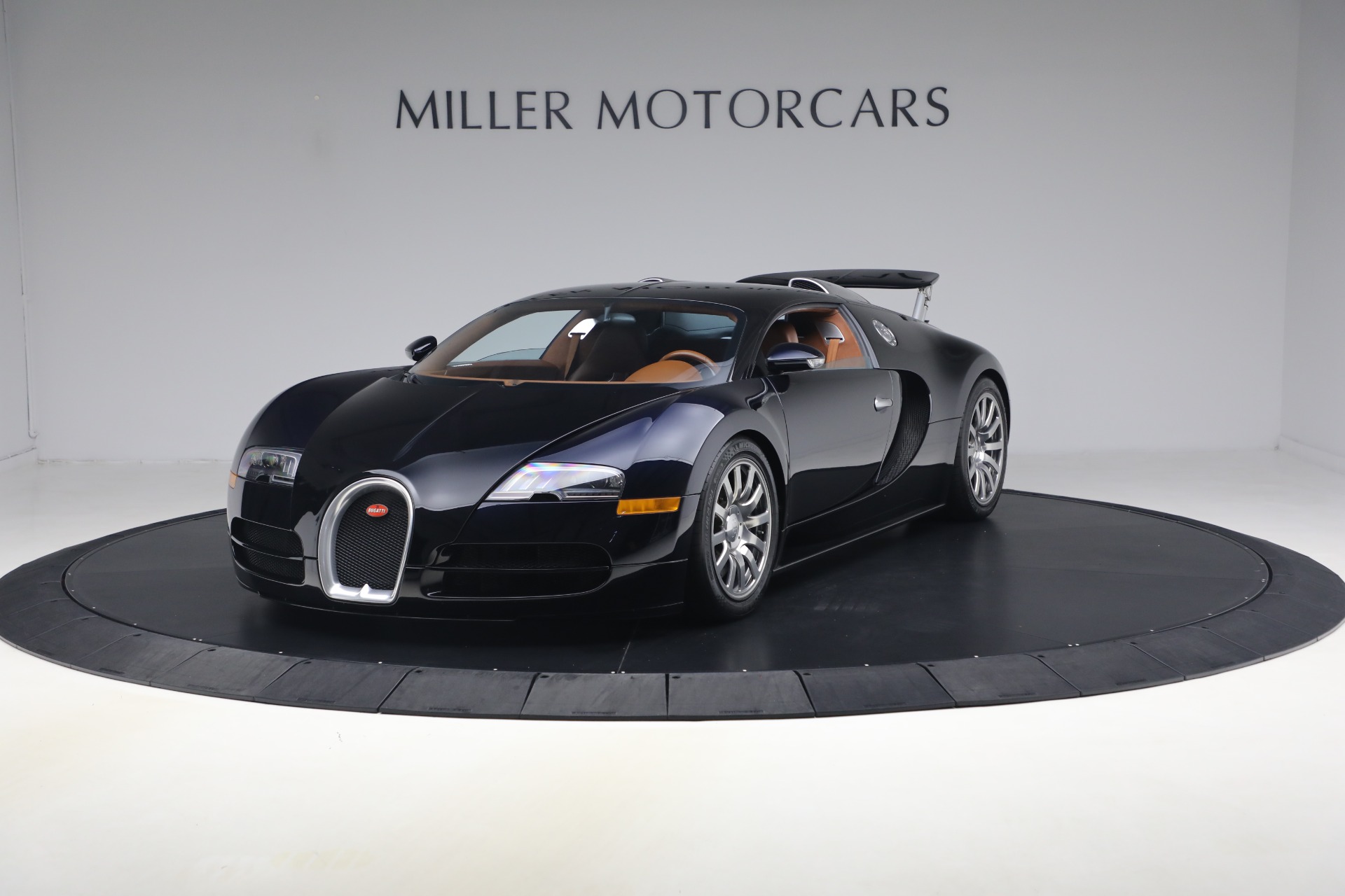 Used 2006 Bugatti Veyron 16.4 for sale Call for price at Rolls-Royce Motor Cars Greenwich in Greenwich CT 06830 1