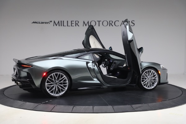 New 2027 McLaren GTS TechLux for sale $253,900 at Rolls-Royce Motor Cars Greenwich in Greenwich CT 06830 21