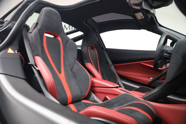 Used 2019 McLaren 720S Performance for sale $275,900 at Rolls-Royce Motor Cars Greenwich in Greenwich CT 06830 23
