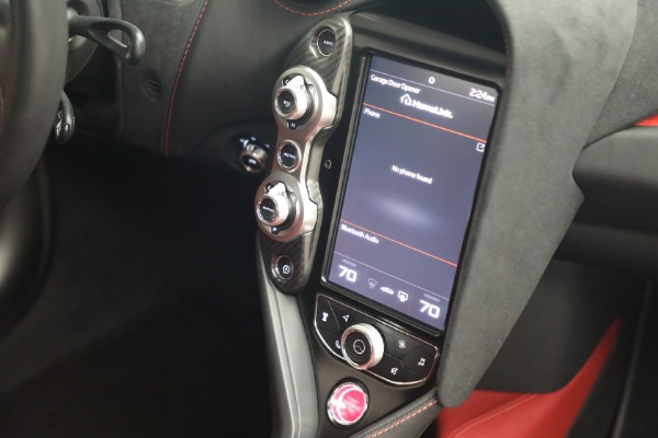 Used 2019 McLaren 720S Performance for sale $275,900 at Rolls-Royce Motor Cars Greenwich in Greenwich CT 06830 28