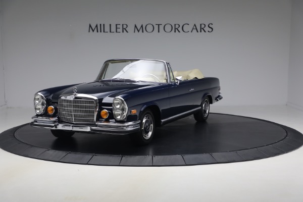 Used 1971 Mercedes-Benz 280SE 3.5 Cabriolet for sale $475,000 at Rolls-Royce Motor Cars Greenwich in Greenwich CT 06830 11