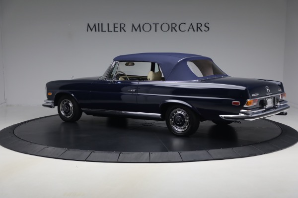 Used 1971 Mercedes-Benz 280SE 3.5 Cabriolet for sale $475,000 at Rolls-Royce Motor Cars Greenwich in Greenwich CT 06830 15
