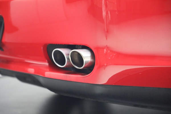 Used 2000 Ferrari 550 Maranello for sale $395,900 at Rolls-Royce Motor Cars Greenwich in Greenwich CT 06830 24
