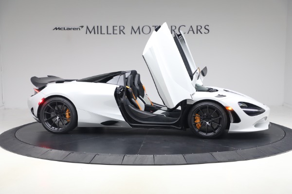 New 2027 McLaren 750S Spider Performance for sale $471,170 at Rolls-Royce Motor Cars Greenwich in Greenwich CT 06830 18