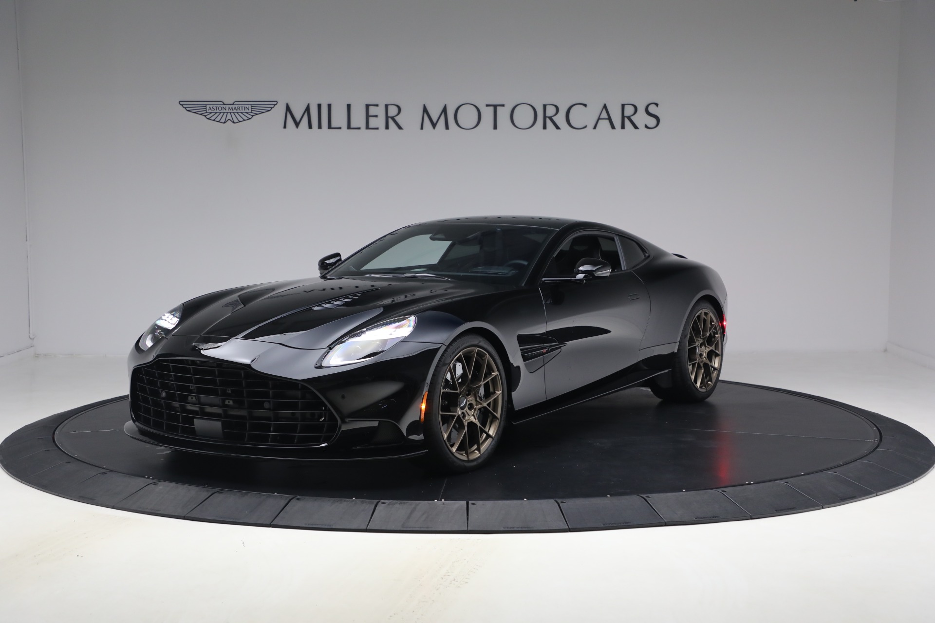 Used 2025 Aston Martin Vanquish for sale $415,900 at Rolls-Royce Motor Cars Greenwich in Greenwich CT 06830 1