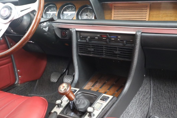Used 1974 BMW 3.0CSi for sale $175,000 at Rolls-Royce Motor Cars Greenwich in Greenwich CT 06830 26