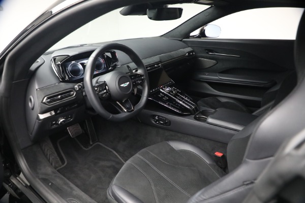 Used 2025 Aston Martin Vantage for sale $187,900 at Rolls-Royce Motor Cars Greenwich in Greenwich CT 06830 14
