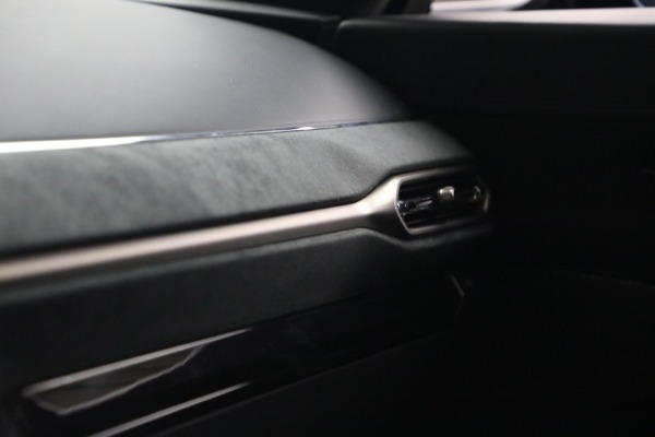 Used 2025 Aston Martin Vantage for sale $187,900 at Rolls-Royce Motor Cars Greenwich in Greenwich CT 06830 23