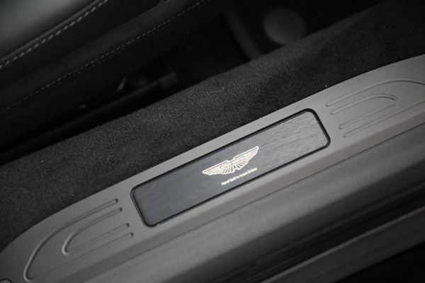 Used 2025 Aston Martin Vantage for sale $187,900 at Rolls-Royce Motor Cars Greenwich in Greenwich CT 06830 24