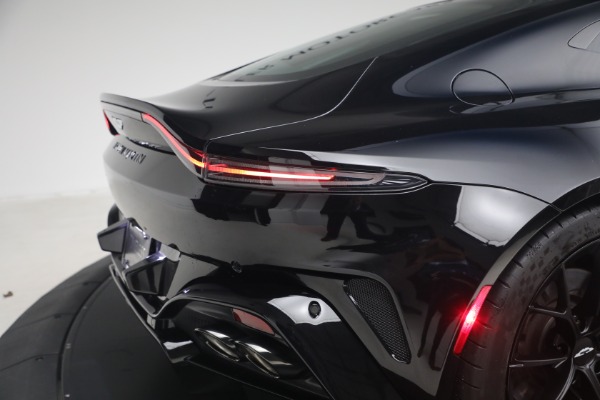 Used 2025 Aston Martin Vantage for sale $187,900 at Rolls-Royce Motor Cars Greenwich in Greenwich CT 06830 28