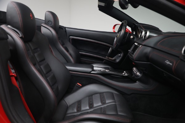 Used 2014 Ferrari California 30 for sale $115,900 at Rolls-Royce Motor Cars Greenwich in Greenwich CT 06830 18