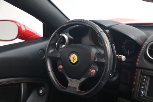 Used 2014 Ferrari California 30 for sale $115,900 at Rolls-Royce Motor Cars Greenwich in Greenwich CT 06830 22