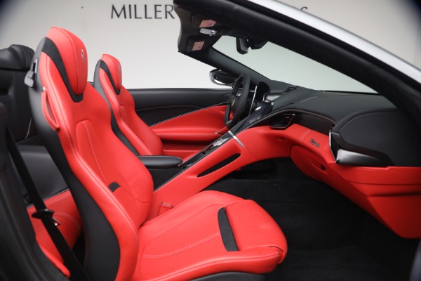 Used 2026 Ferrari Roma Spider for sale $309,900 at Rolls-Royce Motor Cars Greenwich in Greenwich CT 06830 17