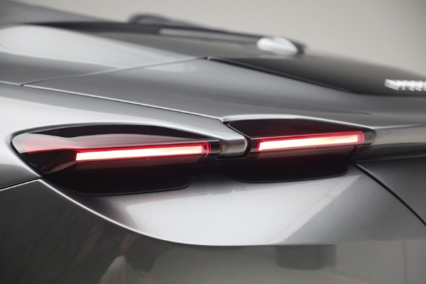 Used 2026 Ferrari Roma Spider for sale $309,900 at Rolls-Royce Motor Cars Greenwich in Greenwich CT 06830 25