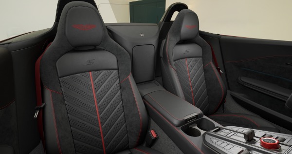 New 2026 Aston Martin Vantage S Roadster for sale $268,000 at Rolls-Royce Motor Cars Greenwich in Greenwich CT 06830 12
