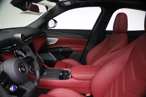 New 2027 Maserati Grecale Trofeo for sale $128,145 at Rolls-Royce Motor Cars Greenwich in Greenwich CT 06830 15