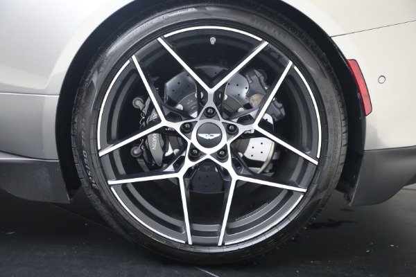 Used 2025 Aston Martin Vanquish for sale $429,900 at Rolls-Royce Motor Cars Greenwich in Greenwich CT 06830 18