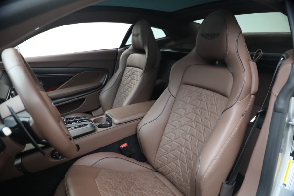 Used 2025 Aston Martin Vanquish for sale $429,900 at Rolls-Royce Motor Cars Greenwich in Greenwich CT 06830 20