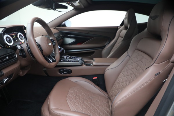 Used 2025 Aston Martin Vanquish for sale $429,900 at Rolls-Royce Motor Cars Greenwich in Greenwich CT 06830 21