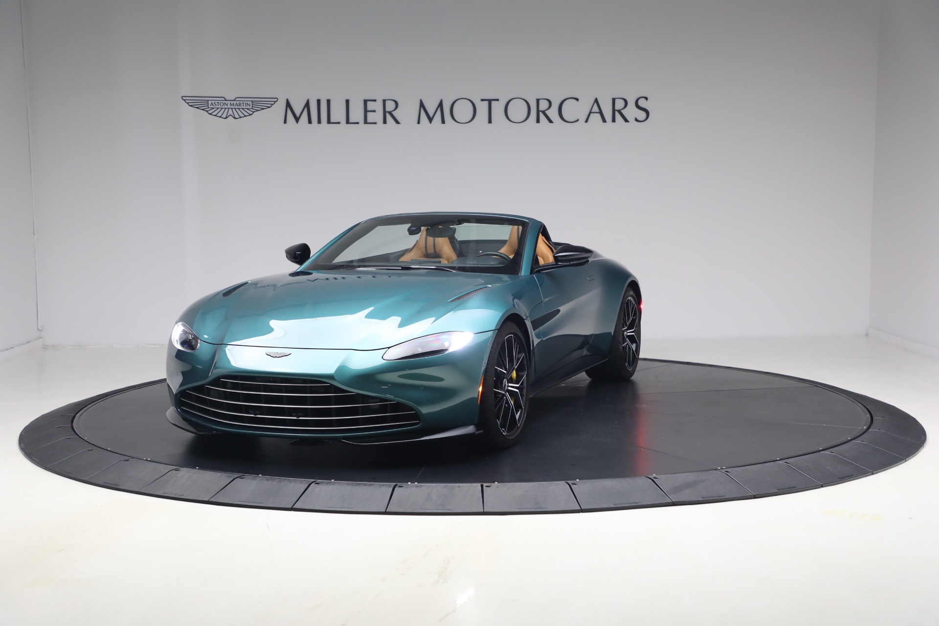 Used 2023 Aston Martin Vantage V8 for sale $151,900 at Rolls-Royce Motor Cars Greenwich in Greenwich CT 06830 1