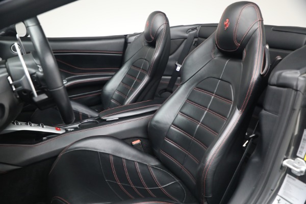 Used 2015 Ferrari California T for sale $139,900 at Rolls-Royce Motor Cars Greenwich in Greenwich CT 06830 16