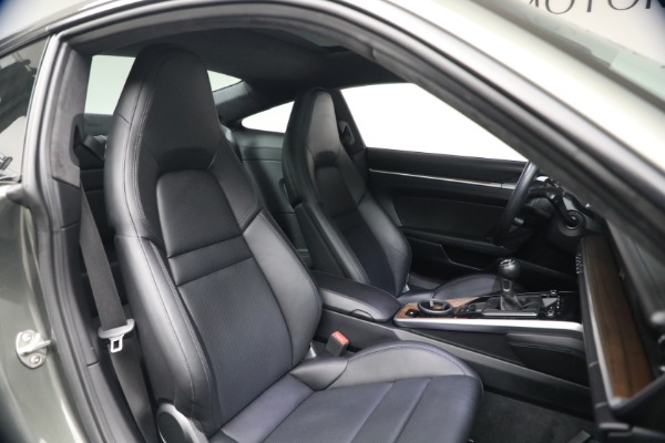 Used 2020 Porsche 911 Carrera 4S for sale $144,900 at Rolls-Royce Motor Cars Greenwich in Greenwich CT 06830 17