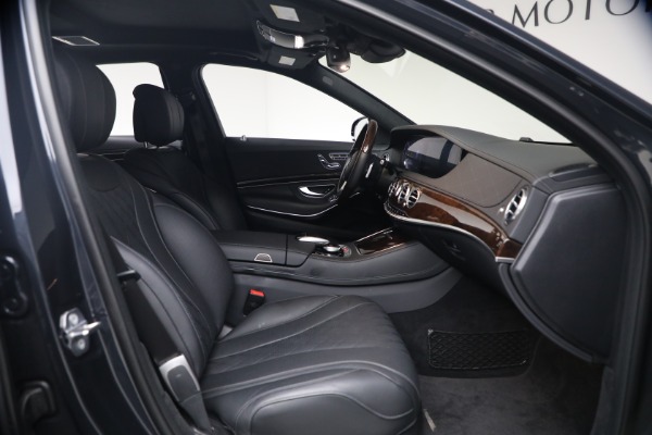Used 2019 Mercedes-Benz S-Class S 560 4MATIC for sale $49,900 at Rolls-Royce Motor Cars Greenwich in Greenwich CT 06830 16