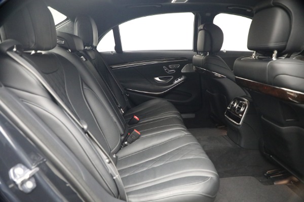 Used 2019 Mercedes-Benz S-Class S 560 4MATIC for sale $49,900 at Rolls-Royce Motor Cars Greenwich in Greenwich CT 06830 21