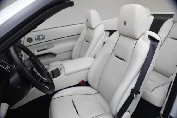 Used 2019 Rolls-Royce Black Badge Dawn for sale $299,900 at Rolls-Royce Motor Cars Greenwich in Greenwich CT 06830 26