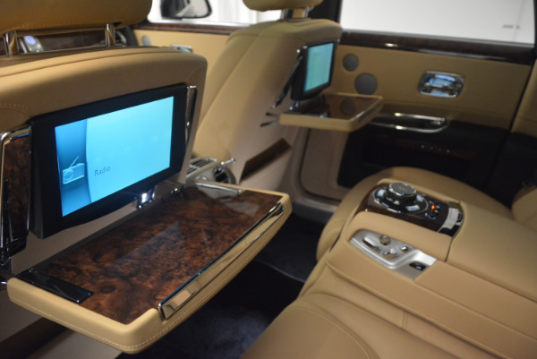Used 2017 Rolls-Royce Ghost for sale Sold at Rolls-Royce Motor Cars Greenwich in Greenwich CT 06830 28