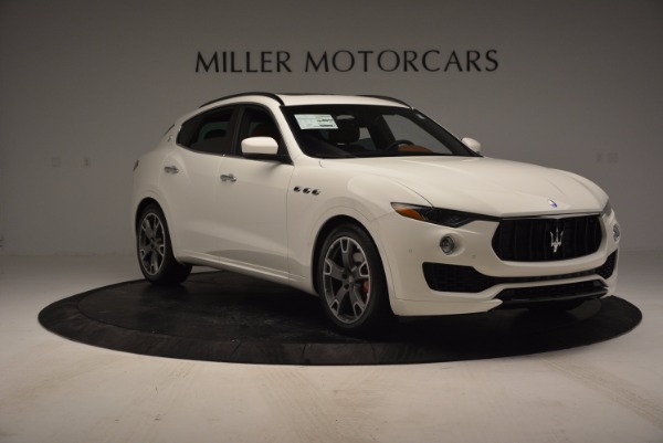 Used 2017 Maserati Levante Q4 for sale Sold at Rolls-Royce Motor Cars Greenwich in Greenwich CT 06830 11