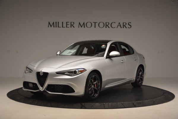 New 2017 Alfa Romeo Giulia Ti Q4 for sale Sold at Rolls-Royce Motor Cars Greenwich in Greenwich CT 06830 3