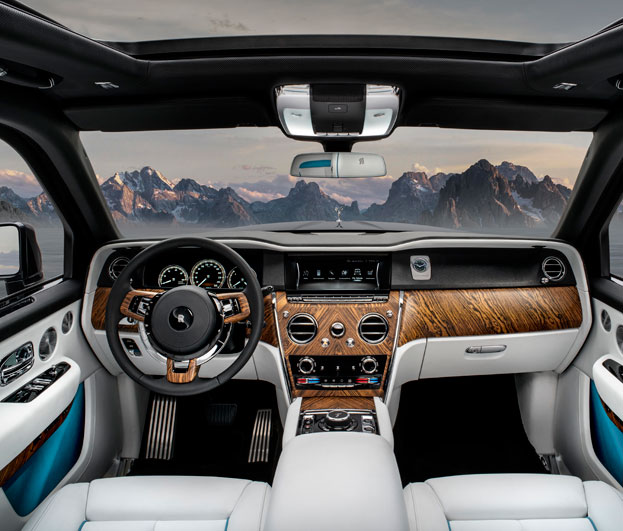 Rolls-Royce Cullinan interior