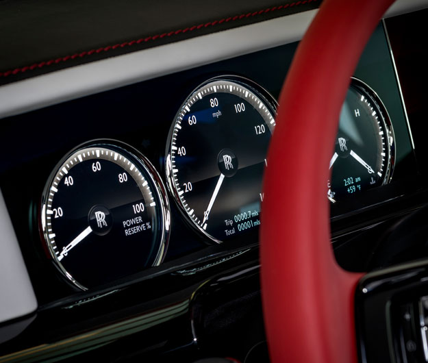 Rolls-Royce Phantom dashboard