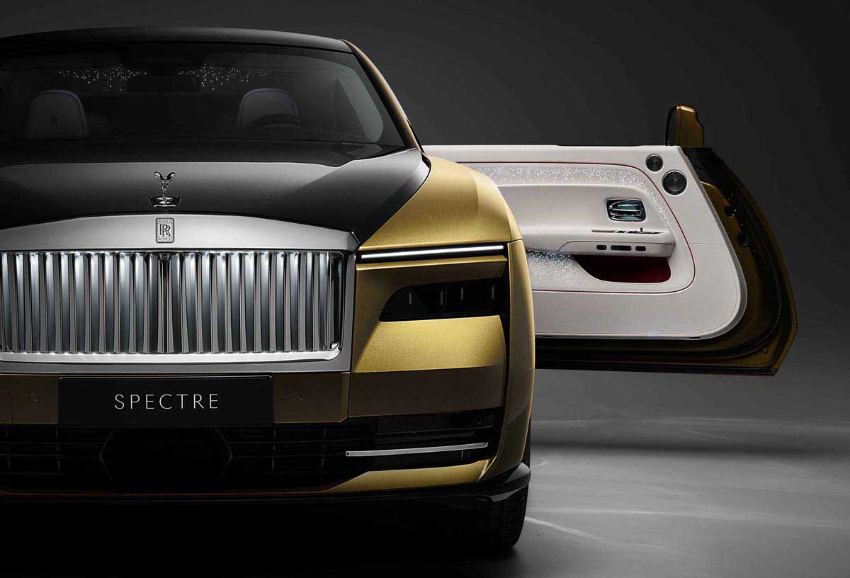 2023 Rolls-Royce Phantom Engine & Performance Specs